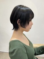 エイチ(811)&nbsp;ショートウルフミディアムミディアムボブウルフ大人ショートボブ