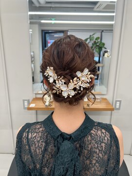 バルベストーキョーサウス(BARBES TOKYO SOUTH) 大人可愛いゆるふわアップ【清板】