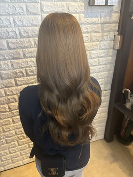 オヴィ(Ovi) ヘーゼルベージュ