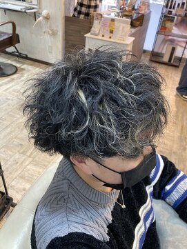 オリジンバイティアラ 横浜桜木町(ORIGIN by TIARA) 【men's style】刈り上げ×シャドウパーマ×ハイライト