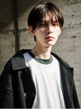 アンドレイ 表参道(andrey) MEN’S HAIR/サーフカール/刈り上げセンターパート/表参道