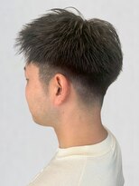 ロカ バイ ティアトロ ヘア サロン(ROCA by teatro hair salon)&nbsp;メンズカット 刈り上げ ビジネスヘア 黒髪 ツーブロック 短髪