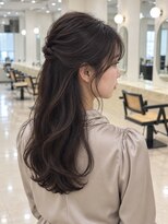 モト 船橋(moto)&nbsp;韓国アイドルお呼ばれハーフアップ艶髪ロングヘアセット船橋