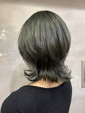 ロア 福岡天神本店(LORE) くすみカラー/オリーブカラー/ウルフレイヤー