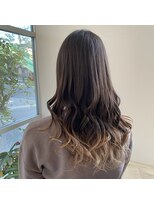 クリア(CLEAR)&nbsp;グラデーションカラー × ベージュ