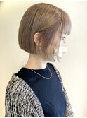 mini bob × creamy beige