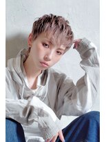 クシュ 所沢西口プロぺ通り(kusyu... )&nbsp;ペールベージュセクションカラーグラデーションカラー外ハネボブ