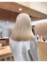 バド(bado)&nbsp;ホワイトブロンドミディ