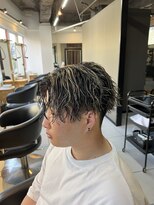 アイズ 海老名(AIZU) ツイストスパイラルパーマ スパイラルパーマ ツイストパーマ