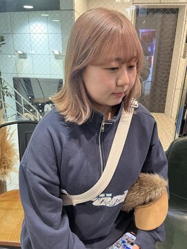 ヘアーアンドメイク ビス(HAIR&MAKE bis) 柔らかミルクティーベージュ☆【多田　華歌】