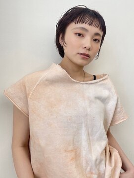 ポール(pole) オン眉ショートボブ