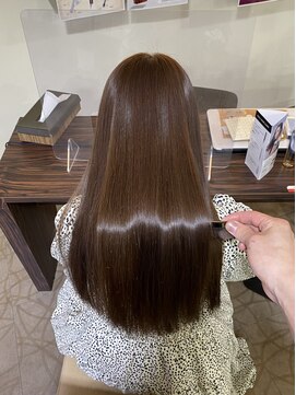 ヘアーメイクポリッシュ 桂店 髪質改善/縮毛矯正/トリートメント/艶髪/艶カラー/桂/向日町