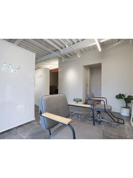 女性スタイリストが一人で担当してくれるから髪のお悩みも相談しやすい♪あなたにあったスタイルをご提案◎