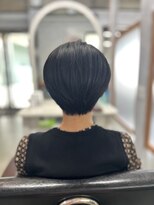 ミニィバイミラーズ(Miniy by Miroirs)&nbsp;癖を活かしたマッシュショート