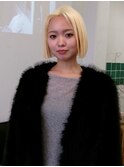 ブリーチカラーハイトーンハイライトストレート丸みショート