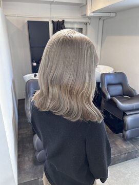 レブ 難波店(REV.) 髪質改善/ブリーチ/ダブルカラー/韓国/インナーカラー/難波