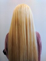 ラマージュ(La'mage)&nbsp;ホワイトブリーチヘアー