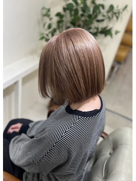 カリーナ(CARINA) ハイトーンブラウンカラー/ブリーチカラー