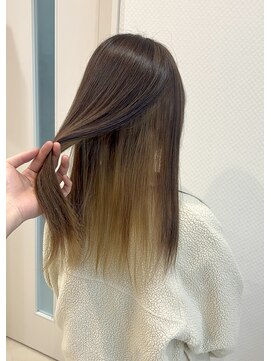 ベルバイグレイス(BELLE by grace) インナーカラー アッシュグレージュ×ミルクティーベージュ