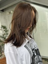 ヒュエ 表参道(Hue) オリーブベージュレイヤーカット