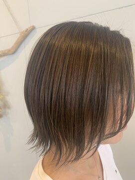 ニナル(Ninal) 『 外ハネ & オリーブベージュ』アドミオカラー☆