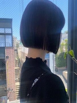 ロンド 表参道店(Lond) 首が長く見えるボブ　ストレートボブ