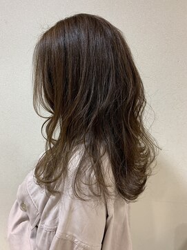 ジル アンク(Jill ankh) 《Jill ankh 姫路駅前》夏に人気！カーキベージュ