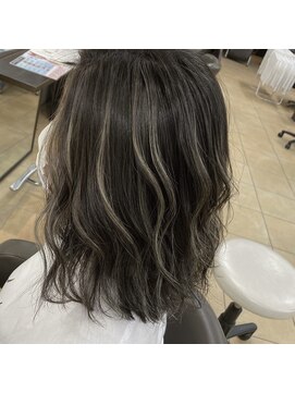 リー 天王寺(Lee) グレー系コントラストハイライト☆