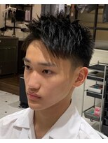 ルドローブラントオオサカ(LUDLOW BLUNT Osaka)&nbsp;【LUDLOW BLUNT】フェードカット 直毛でも収まるヘア