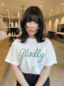 カイラ(KAILA) ウルフカットボブレイヤーカットミディアムレイヤーショートボブ