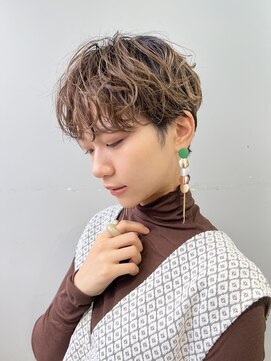 ヴェイン 渋谷(vain) 黒髪グレーベージュレイヤーロング前髪パーマ