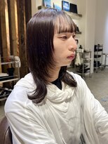 グラッド(GLAD.) ミディアムウルフジェンダーレスウルフ顔まわりレイヤーカット