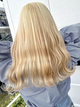 ラビス 浦和(Lovis) 切りっぱなしボブ/エアリーロング/美髪/ピンクブラウン/浦和