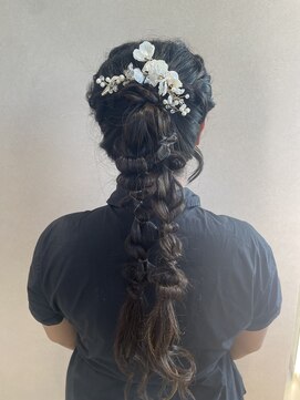 エムサロン ルームス(emusalon Room's) 【Rina】大人ガーリー編み込みスタイル