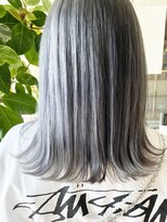 インカント バイ ハンズ incanto by hands&nbsp;アイスグレージュの外ハネミディ(アディクシーカラー)