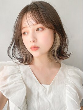 アグノス 青山(Agnos) くびれヘア小顔モテ髪セミディオリーブグレーワンカール美髪