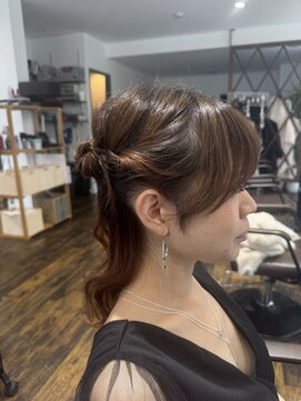 ミーサ バイ ブレイク(mysa by BREK) ハーフツインのお団子ヘア