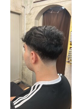 オアゾバーバー(OAZO BARBER) テーパーフェードスタイル