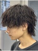 縦落ちツイストスパイラルミディアムウルフ
