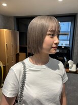 ルル(Lulu) ボブスタイルミルクティーベージュ