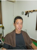 モヒカンまでいかない短髪
