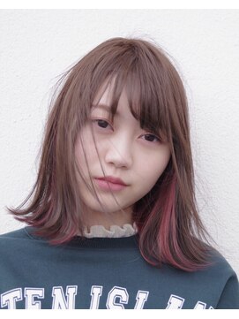 プラスジュール(PLACE JOURS) 【＋JOURS 加賀美 悟】インナーカラー × 切りっぱなしボブ