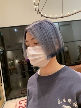 シーツー 三吉店(C2) シルバー×裾ブルーと裾ラベンダー