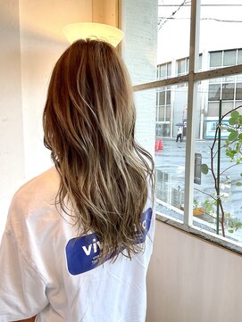 ヘアーエポック(hair epoque) 細めグレージュハイライトコントラストベージュ