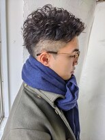 ムーンジェジェ(moon jeje)&nbsp;グリースで作る、立ち上げパーマスタイル★　藤原