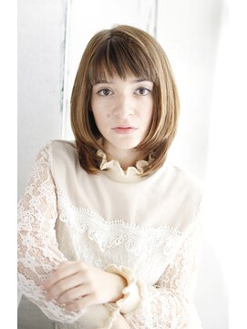 シュシュット(chouchoute) 美髪質改善ピンクブラウンエアリーロング切りっぱなしボブ/174