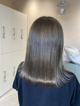 インク バイ アルテフィーチェ 甲子園口(ink by artefice) グレージュカラー/くすみベージュ