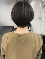 ネイロ バイ ジルブラン 葛西(NeiRo by JIL BLAN)&nbsp;ハイライト白髪ぼかしダブルカラーインナーカラーショートボブ