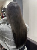 透明感アッシュブラウン