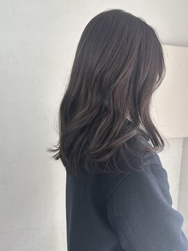 キャンバス バイ ネオリーブ 横浜西口(Canvas by neo.) セミロングレイヤー セミディ 暗髪 グレージュ 横浜 艶髪